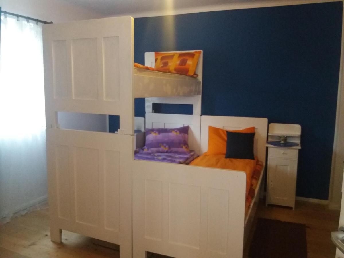 Апартаменты Apartament La Poteca Ursului Буштени Экстерьер фото